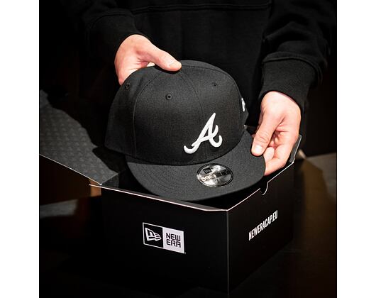 Kappe New Era - 59FIFTY Basic - Atlanta Braves - Black / White