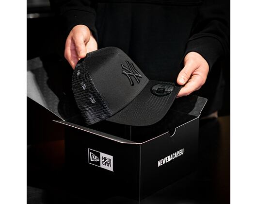 Kappe New Era - MLB Clean 9FORTY Trucker - NY Yankees - Black
