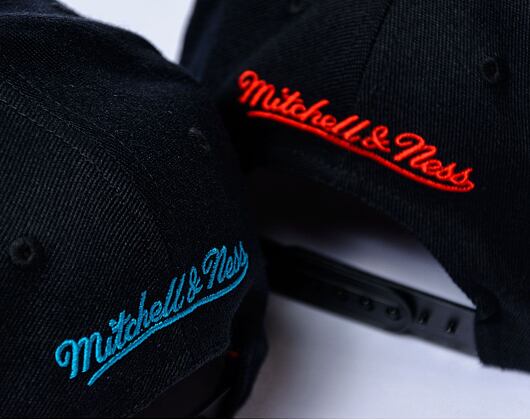 Kappe Mitchell & Ness - NBA Glow Up Classic Red Chicago Bulls Black