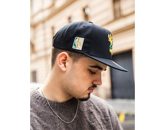 Kappe Mitchell & Ness - Shine On Snapback Hwc - Milwaukee Bucks - Black