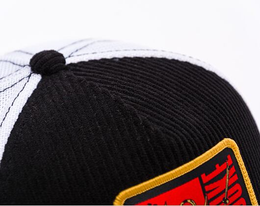 Kappe Capslab Assassins Creed Velour Pu Finitions