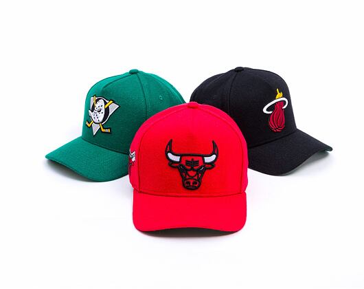 Kappe Mitchell & Ness - Chicago Bulls - Kicking Wool Pro Strapback - Red