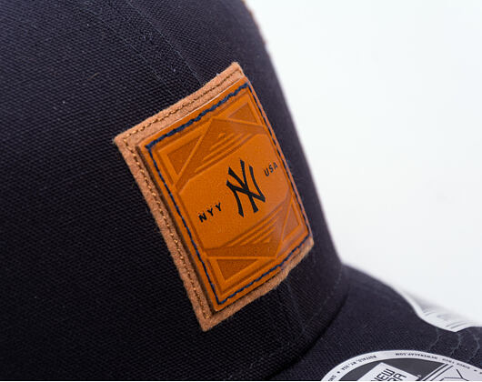 Kappe New Era - MLB Debossed 9SEVENTY Stretch-Snap - NY Yankees - Navy / Brown