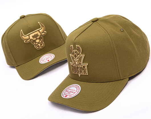 Kappe Mitchell & Ness - NBA Fashion Basic Pro HWC - Milwaukee Bucks - Olive