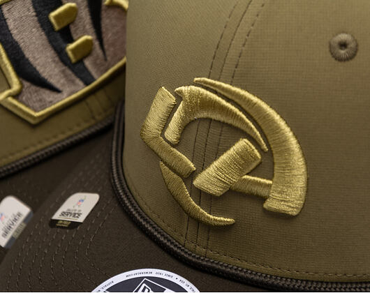 Kappe New Era - NFL25 "Salute to Service" - 9SEVENTY Stretch-Snap - Los Angeles Rams 