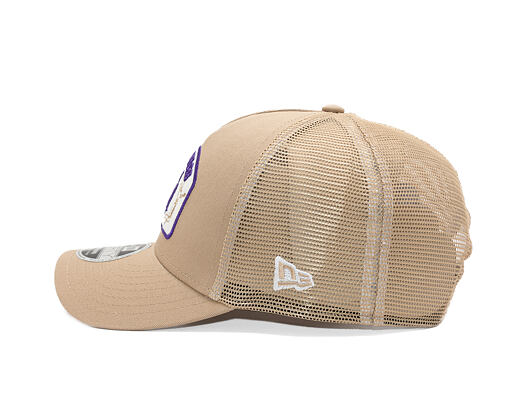 Kappe New Era - NBA Felt Patch 9FORTY M-CROWN A-Frame Trucker - LA Lakers - Camel