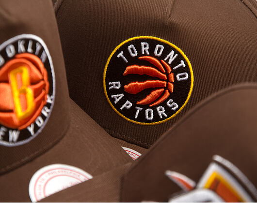 Kappe Mitchell & Ness - NBA - Chestnut Peak - Toronto Raptors - Brown