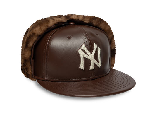 Kappe New Era - MLB IMAGE DROP Leather Dog-Ear 59FIFTY - NY Yankees - Deep Auburn