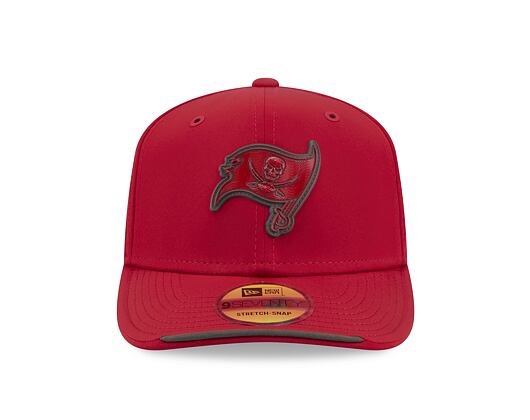 Kappe New Era - NFL 2026 Sideline 9SEVENTY Stretch-Snap - Tampa Bay Buccaneers - Team Color