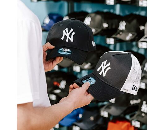 Kappe New Era - MLB Clean 9FORTY Trucker - NY Yankees - Navy / White