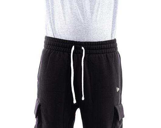 Trainerhose New Era Cargo Joggers Black / White