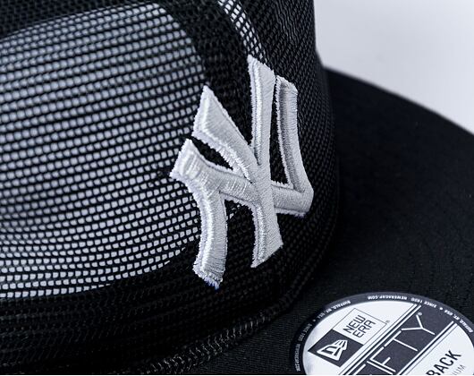 Kappe New Era - 9FIFTY Embroidered Mesh - NY Yankees - Black