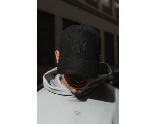 Kappe New Era - 9FORTY A-Frame MLB Faux Suede - NY Yankees - Black