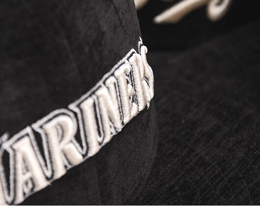 Kappe New Era - "MLB 59FIFTY Day - Velour" - Seattle Mariners - Black