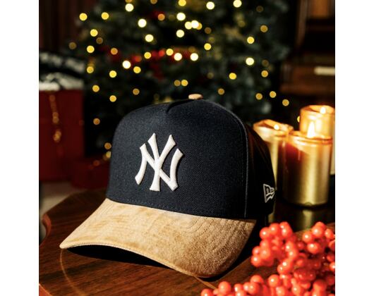 Kappe New Era - MLB Suede Visor 9FORTY A-Frame - NY Yankees - Black / Camel
