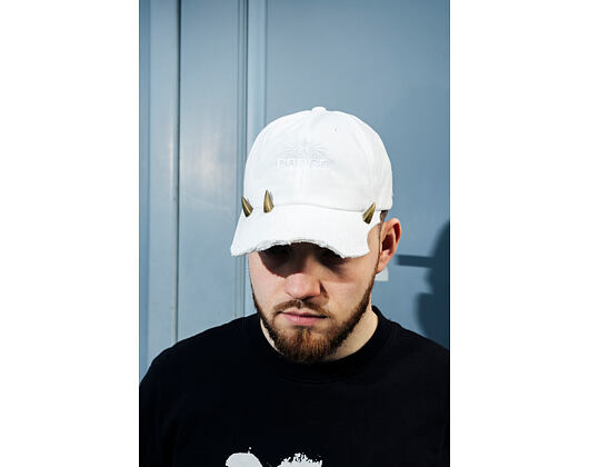 Kappe Praga von Matouš Fiala - Weiße Asymmetrie Kappe