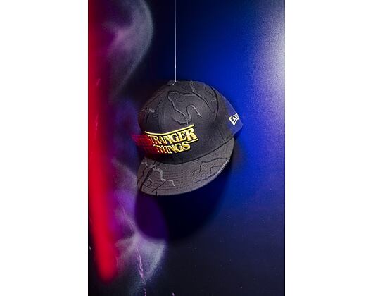 Kappe New Era - All Over Vines 59FIFTY - Stranger Things - Black