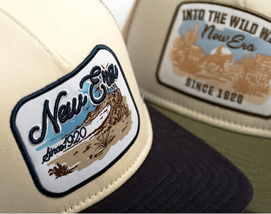 Kappe New Era - Branded Wild West Patch 9FORTY M-CROWN A-Frame Trucker - Cream / Navy