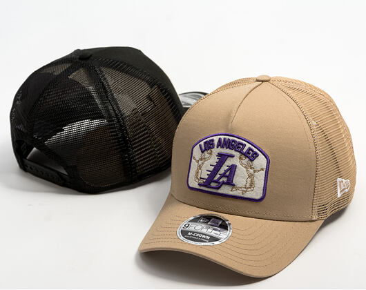 Kappe New Era - NBA Felt Patch 9FORTY M-CROWN A-Frame Trucker - LA Lakers - Camel