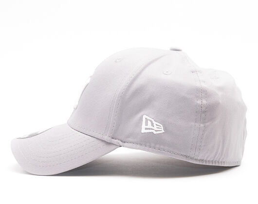 Kappe New Era - MLB Essential 39THIRTY - NY Yankees - Grey / White