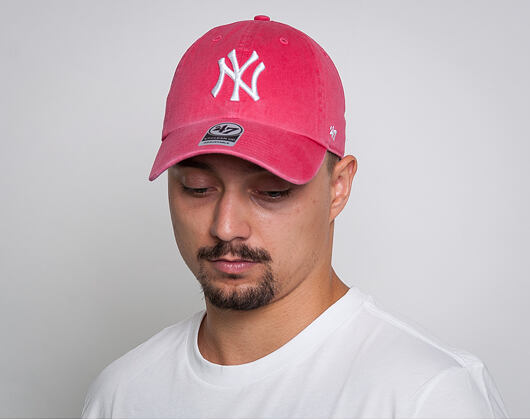 Kappe 47 Brand New York Yankees Clean Up Berry Strapback