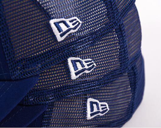 Kappe NEW ERA Core 9FORTY A-Frame Trucker Prague Lions Dark Royal