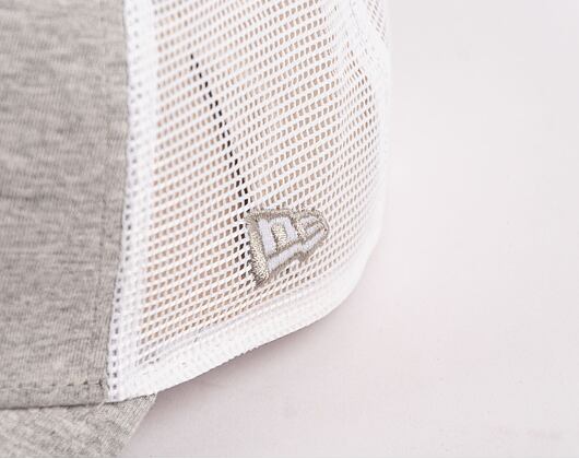 Kappe New Era - MLB Essential 9FORTY Trucker - NY Yankees - Gray