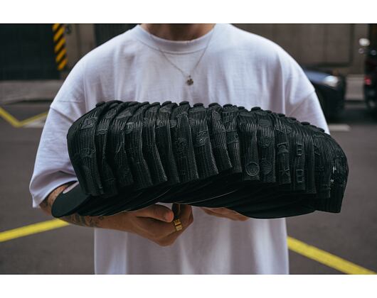 Kappe Mitchell & Ness - NBA Monogram Trucker Hwc Philadelphia 76Ers Black