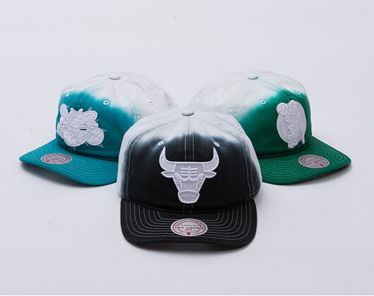 Kappe Mitchell & Ness - Dip Dye Pro Snapback - Chicago Bulls - Black