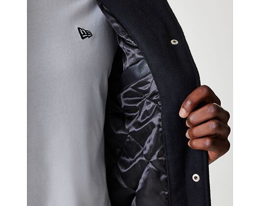 Jacke New Era - Hooded Varsity Jacket - Black