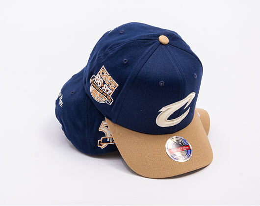 Kappe Mitchell & Ness - Sand Storm Classic Red - Cleveland Cavaliers - Navy/Sand