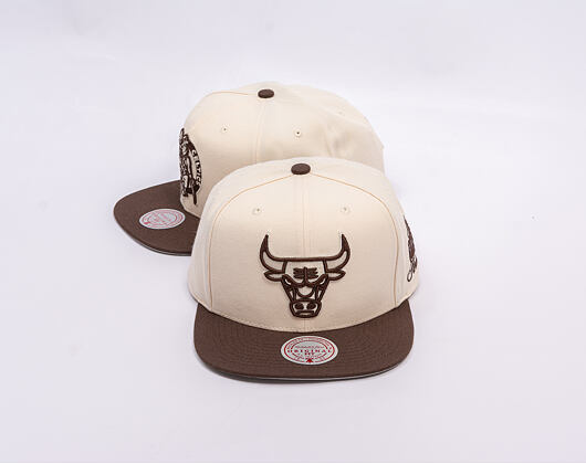 Kappe Mitchell & Ness - NBA Fashion Basic 2T Snapback - Chicago Bulls - Cream