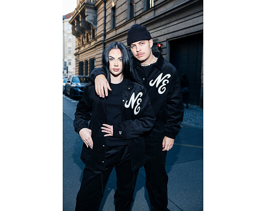 Jacke New Era - Branded Cord Coach Jacket - Black