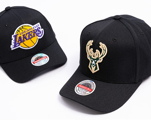 Kappe Mitchell & Ness  - NBA Classic Red Snapback Custom Patch - Milwaukee Bucks - Black