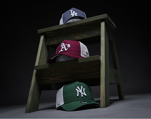 Kappe New Era - MLB Essential 9FORTY A-Frame Trucker - Oakland Athletics - Burgundy