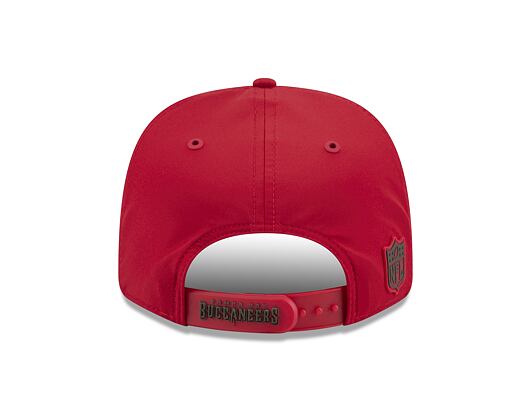 Kappe New Era - NFL 2026 Sideline 9SEVENTY Stretch-Snap - Tampa Bay Buccaneers - Team Color