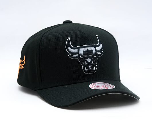 Kappe Mitchell & Ness - NBA 404 Club Neon Pro Snapback - Chicago Bulls - Black