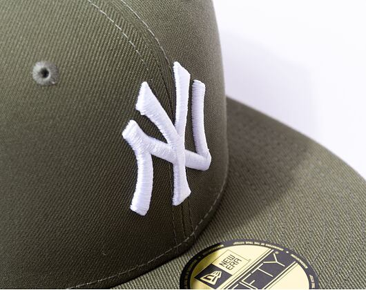 Kappe New Era - MLB Essential 59FIFTY - NY Yankees - New Olive / White