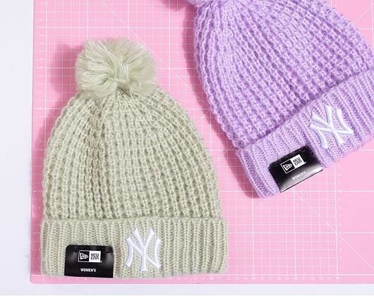 Damen Mütze New Era MLB Womens Cosy Pom Beanie - NY Yankees - Digital Lavender / White
