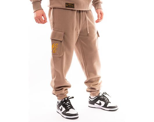 Trainerhose New Era Script Cargo Joggers Ash Brown / Metalic Gold