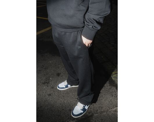 Trainerhose New Era - Tech Flag Sweatpants - Black