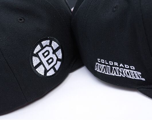 Kappe Mitchell & Ness - Boston Bruins - Evergreen Black White Snapback Vntg - Black