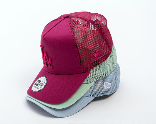 Kappe New Era - MLB League Essential 9FORTY Trucker - LA Dodgers - Cherry