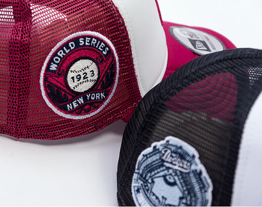 Kappe New Era - MLB World Series 9FORTY Trucker - NY Yankees - Cherry / White