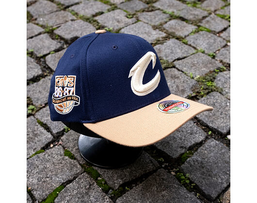 Kappe Mitchell & Ness - Sand Storm Classic Red - Cleveland Cavaliers - Navy/Sand