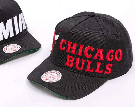Kappe Mitchell & Ness - NBA Busted Pro - Chicago Bulls - Black