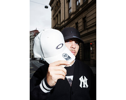 Oakley Kappe - 47 Oakley Mvp Cap - Mist/Graphite