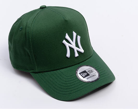 Kappe New Era - MLB Essential 9FORTY A-Frame - NY Yankees - Cilantro Green