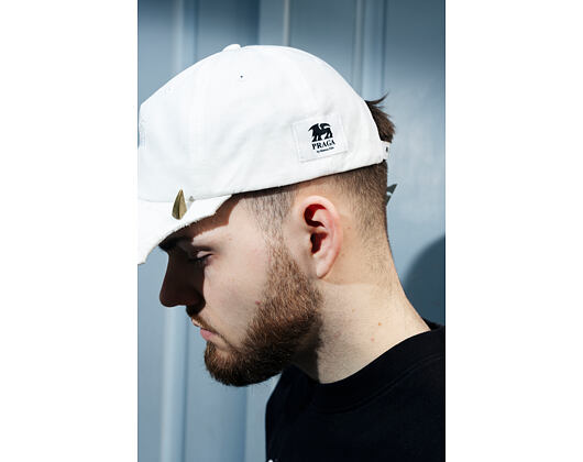 Kappe Praga von Matouš Fiala - Weiße Asymmetrie Kappe