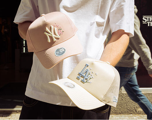 Damen Kappe New Era - MLB Floral 9FORTY A-Frame Trucker - LA Dodgers - Cream / Sky Blue